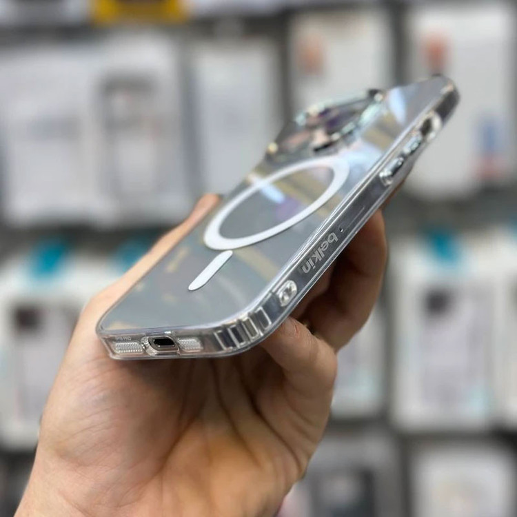 گارد و کاور بلکین مدل مگ سیف دار مناسب برای گوشی موبایل اپل Iphone 16 Pro Max