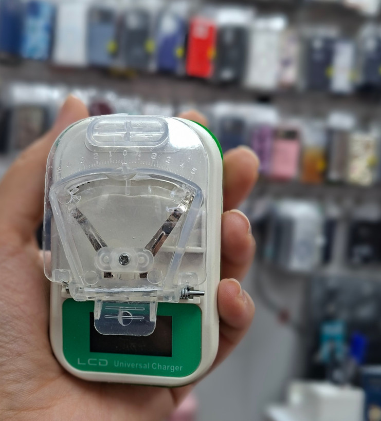 شارژر همه کاره باتری LCD دار (شارژر خرچنگی)