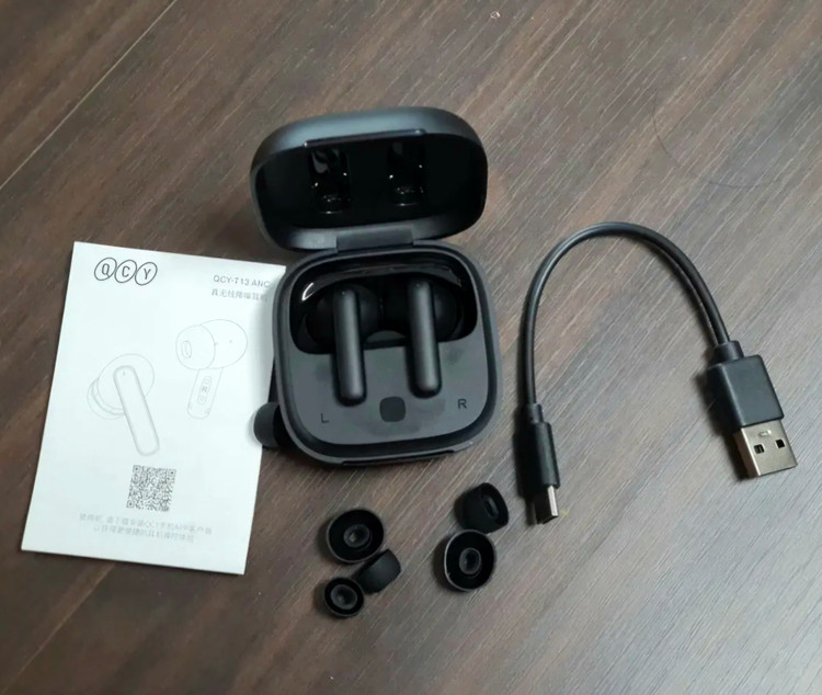 ایرپاد بلوتوثی QCY-T13 ANC دارای نویزکنسلینگ فعال(ANC)