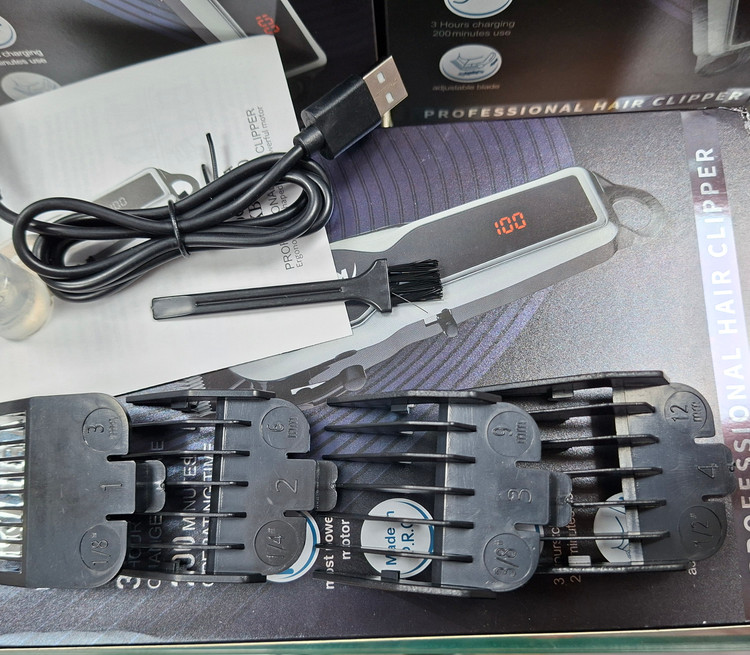 ریش تراش/ماشین اصلاح مو حرفه ای KUBRA مدل KB-2700